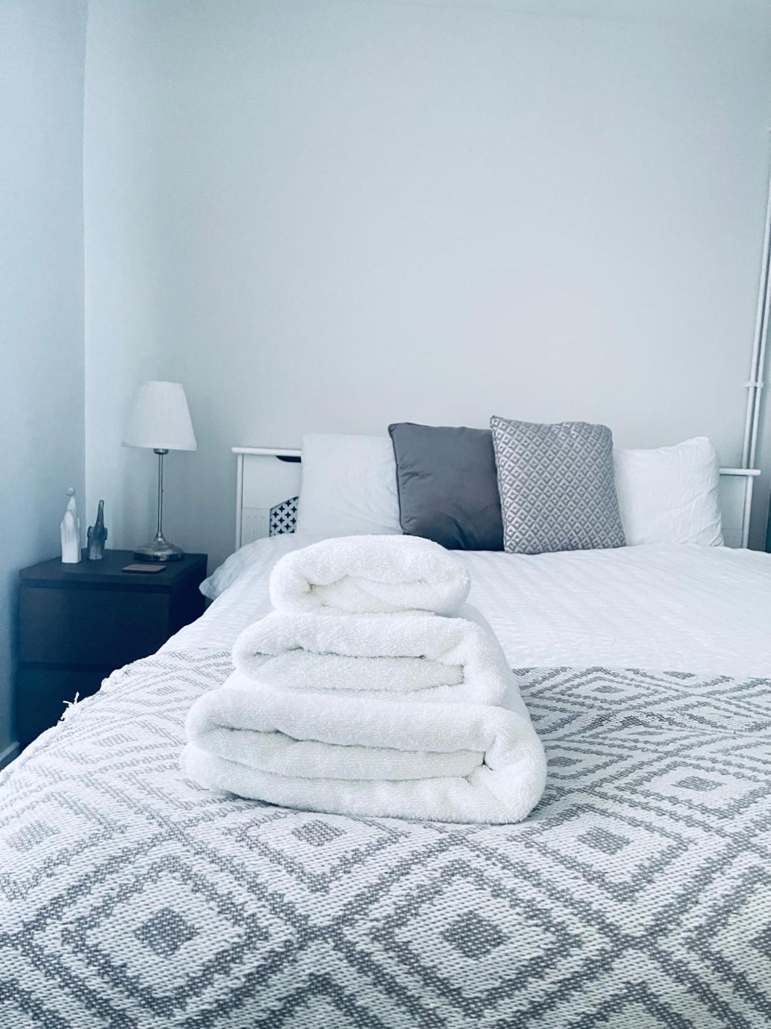 Small Doble, Shared House Filton Room photo
